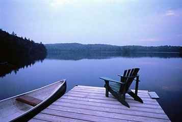 一葉孤舟，一席寧靜